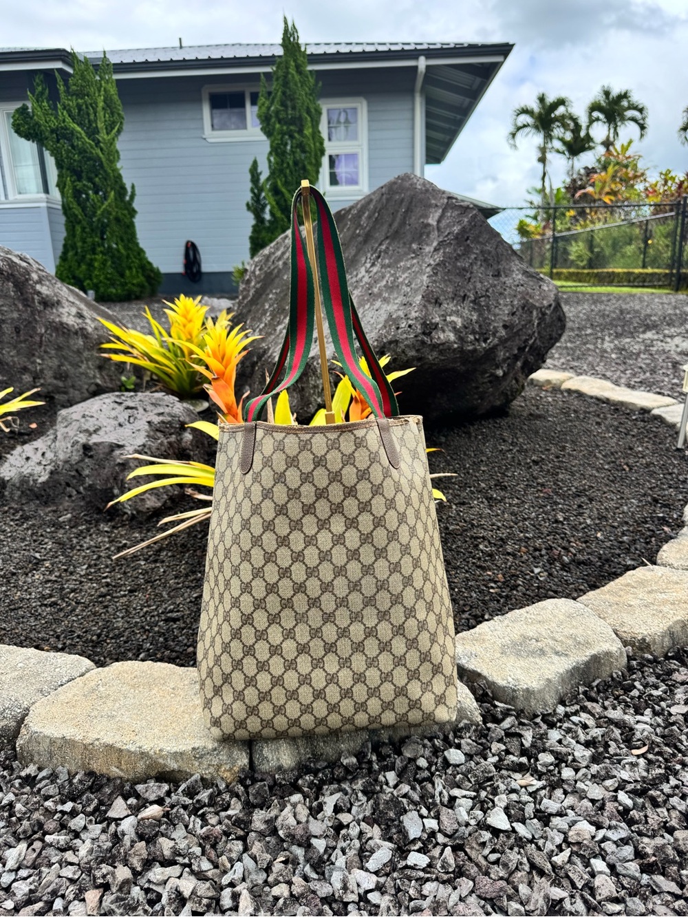 Gucci Vintage GG Supreme Web Stripe Tote Project Rehab Bag - Picture 4 of 17